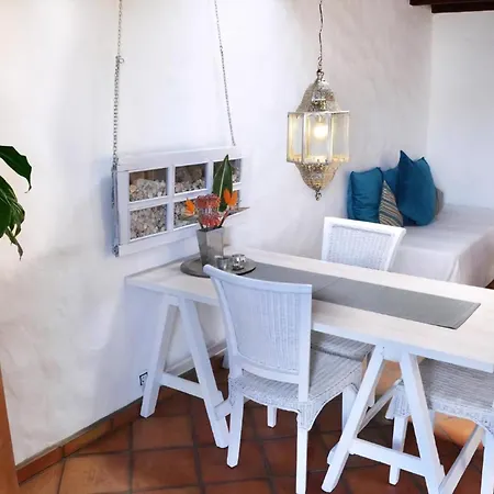 Lavastein Yazmina Mit Schoenem Garten * Yaiza (Lanzarote)