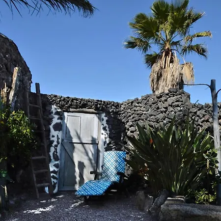 Lavastein Yazmina Mit Schoenem Garten Holiday home Yaiza (Lanzarote)
