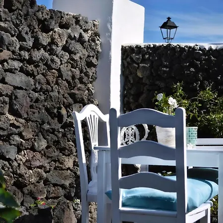 Lavastein Yazmina Mit Schoenem Garten Holiday home *